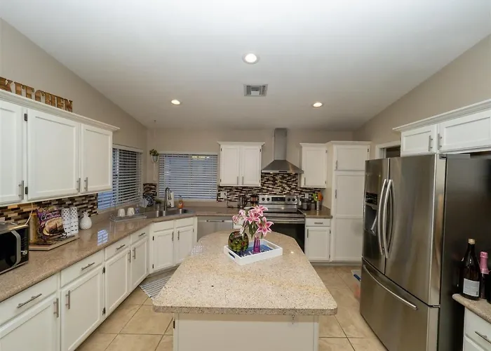 Spacious House With Pool Heater, Hot Tub, Billiards * Phoenix